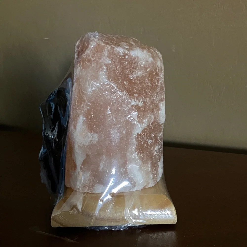 NEW Natural Pink Himalayan Salt Lamp